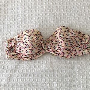 Victoria Secrets bandeau bikini top